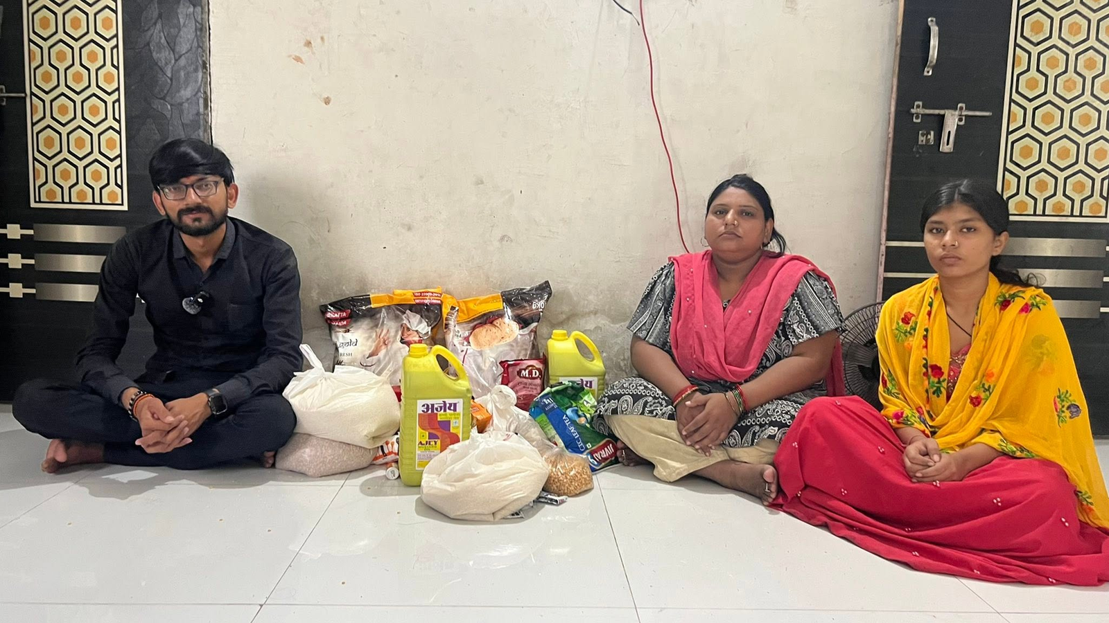 જરૂરિયાતમંદ પરિવારને રાશન કિટ સહાય