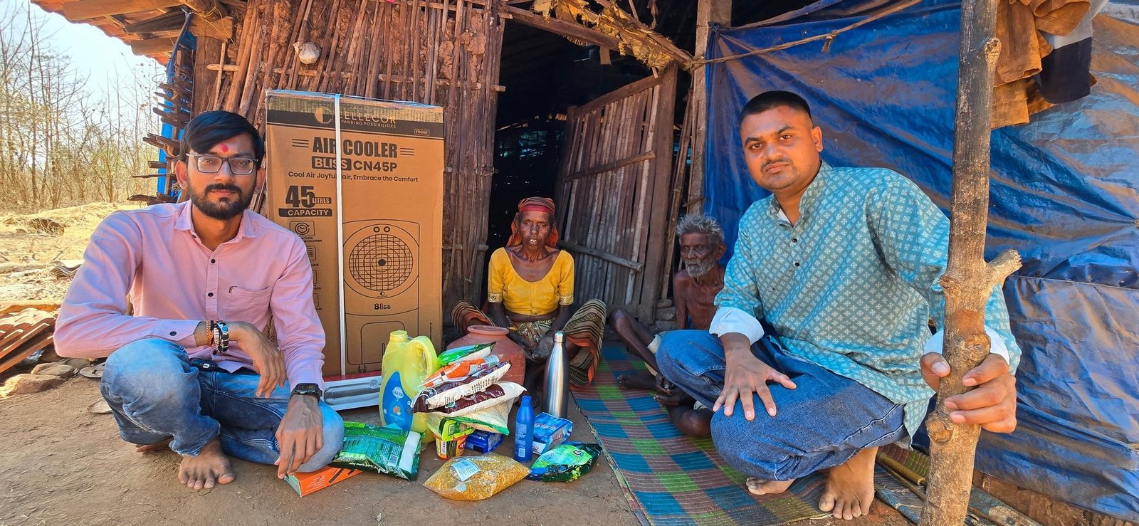 Human Hope Foundation સાથે મદદ પહોંચાડતો volunteer